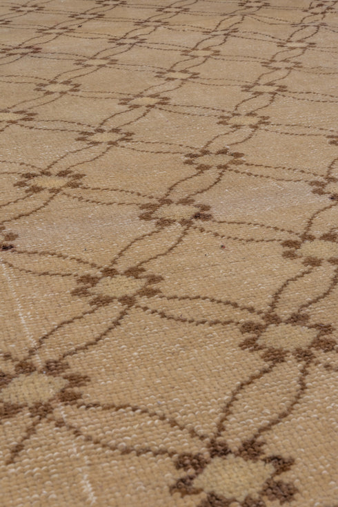 Vintage Oushak Area Rug (6' x 8')